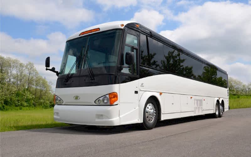 Planning College Campus Tours with Charter Bus Transportation